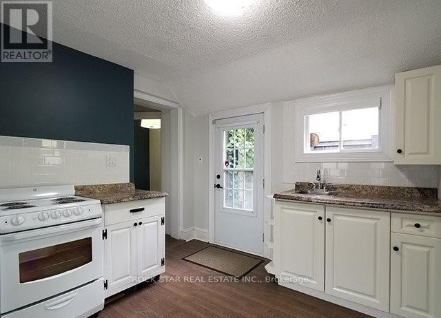 111 Ainslie Street N, Cambridge, Ontario  N1R 3P2 - Photo 16 - X12681224