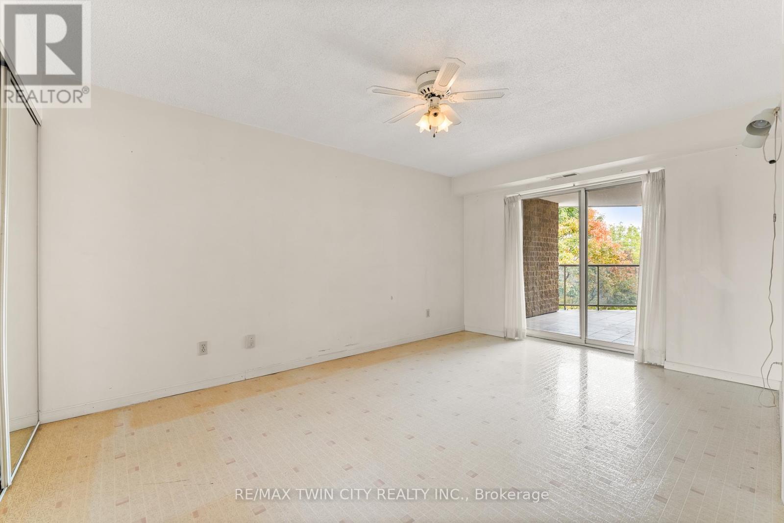 404 - 281 Bristol Street, Guelph, Ontario  N1H 8J3 - Photo 21 - X12681254