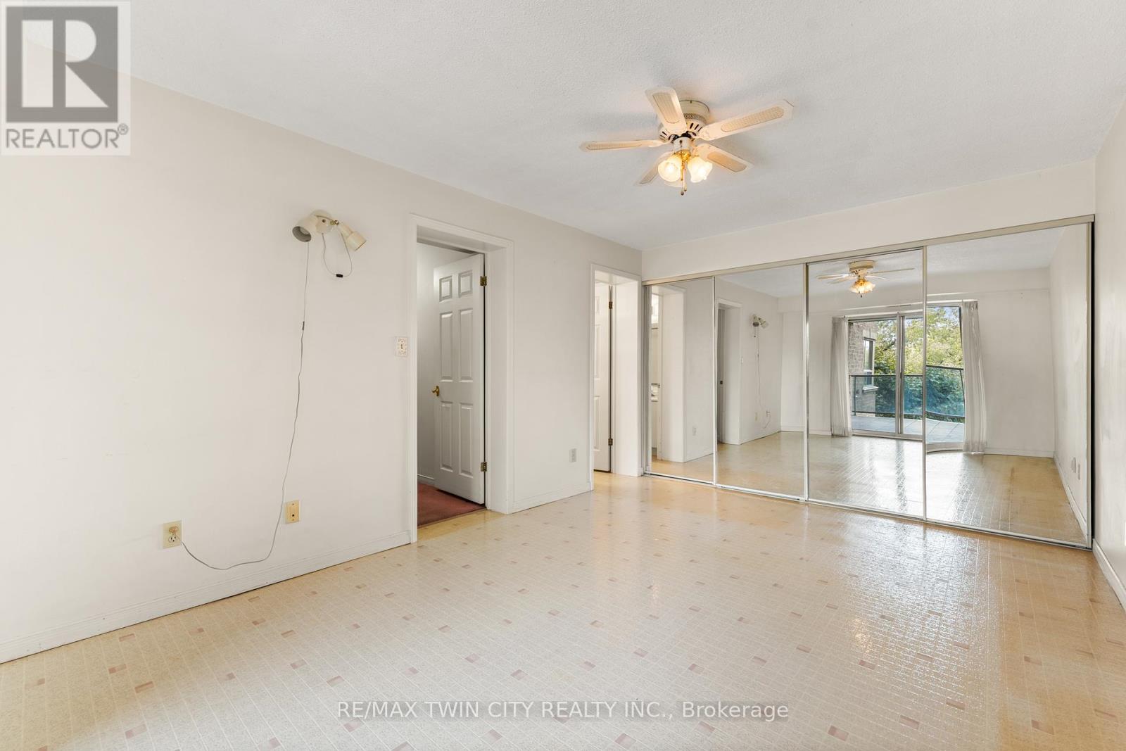 404 - 281 Bristol Street, Guelph, Ontario  N1H 8J3 - Photo 23 - X12681254