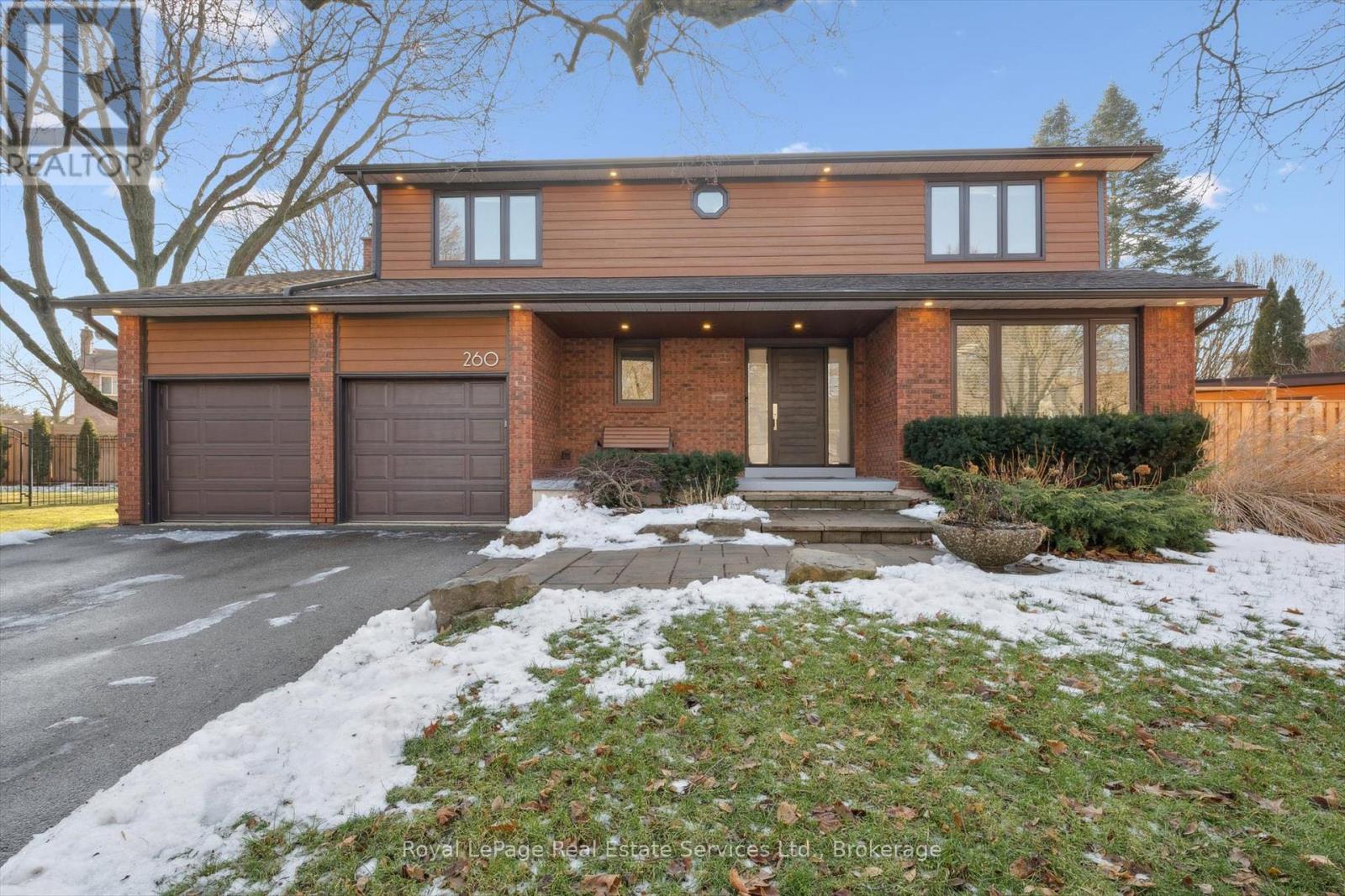 260 Princess Royal Court, Oakville, Ontario  L6H 3A5 - Photo 2 - W12681308