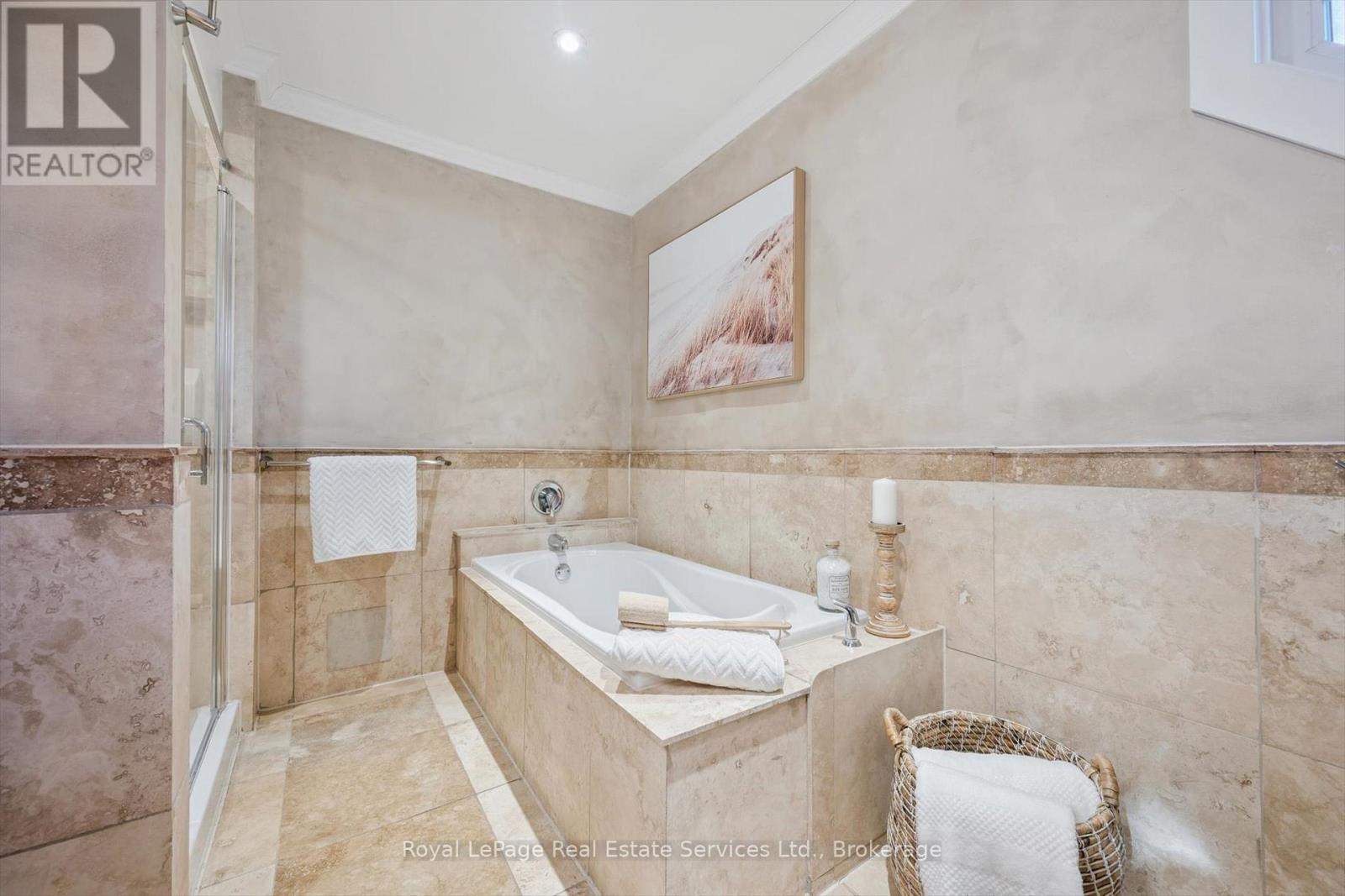 260 Princess Royal Court, Oakville, Ontario  L6H 3A5 - Photo 23 - W12681308