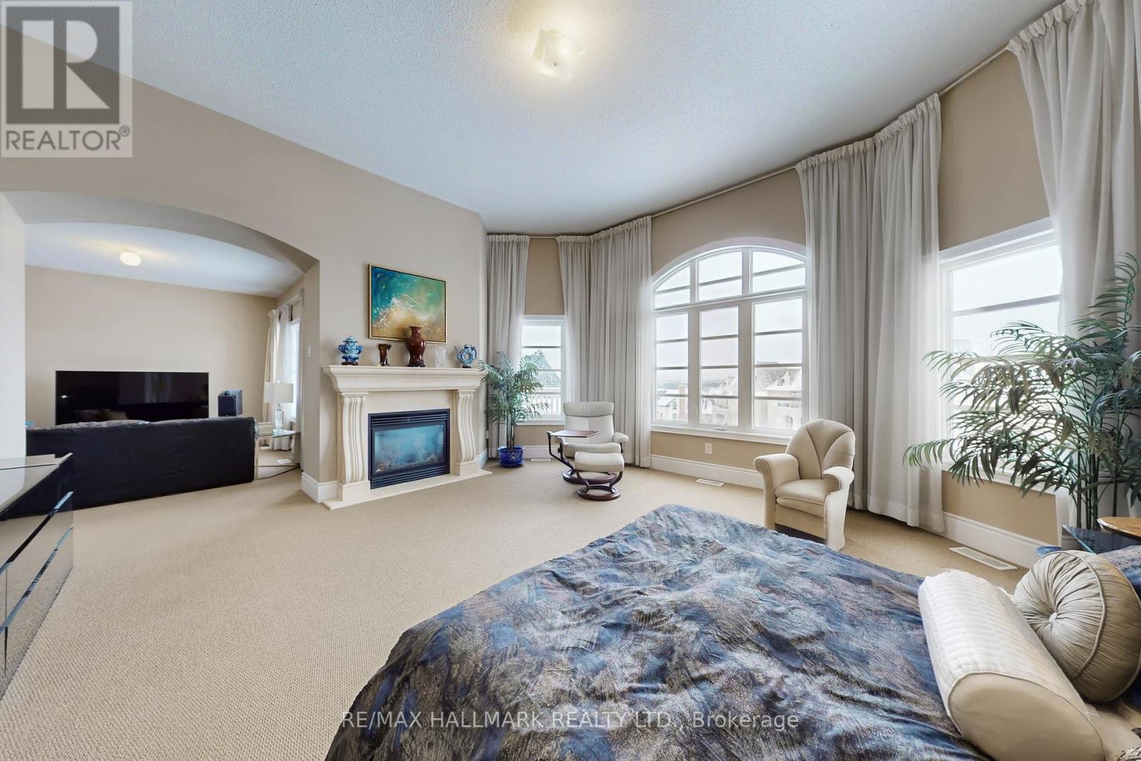 123 Carisbrooke Circle, Aurora, Ontario  L4G 0K4 - Photo 29 - N12674374