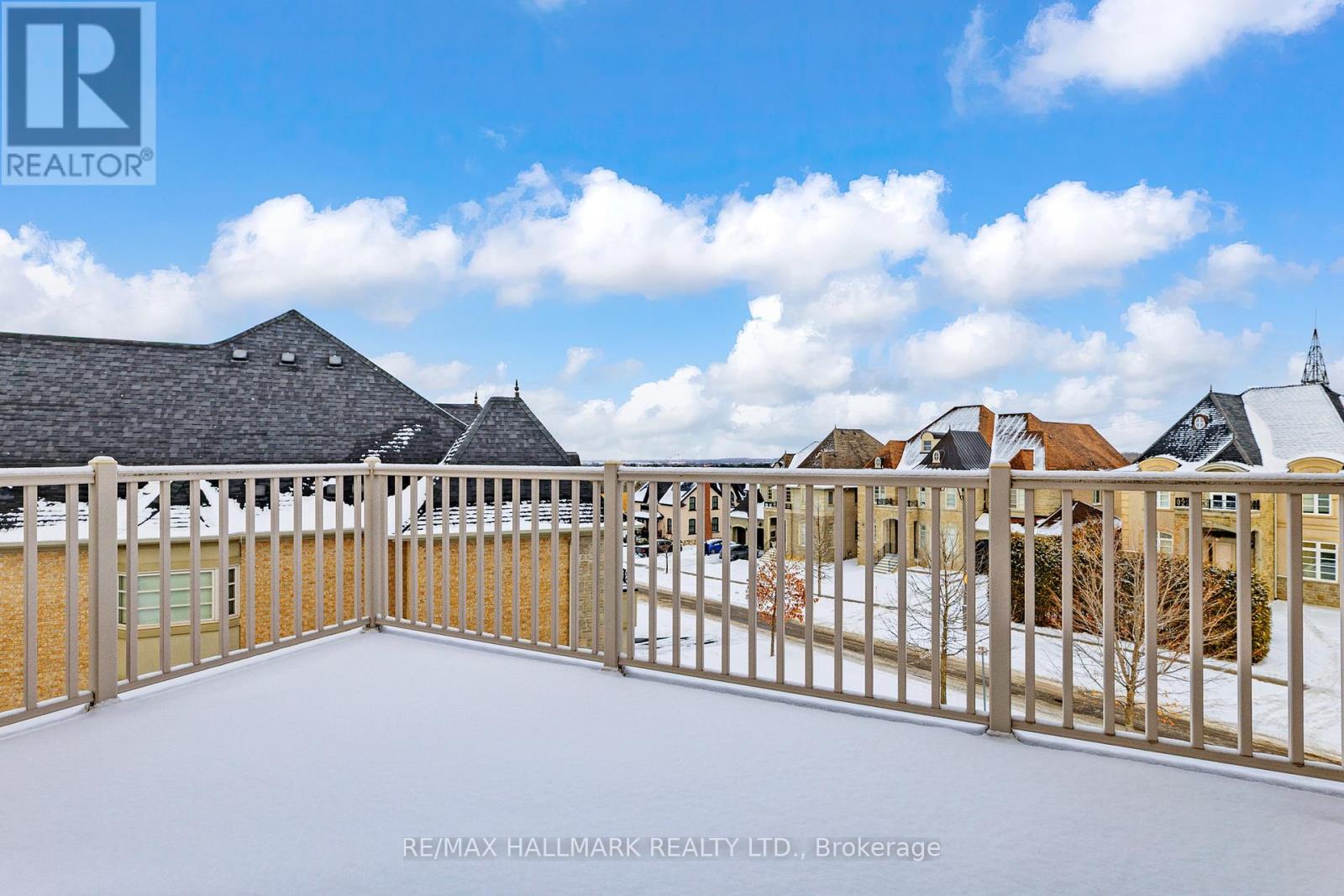 123 Carisbrooke Circle, Aurora, Ontario  L4G 0K4 - Photo 39 - N12674374