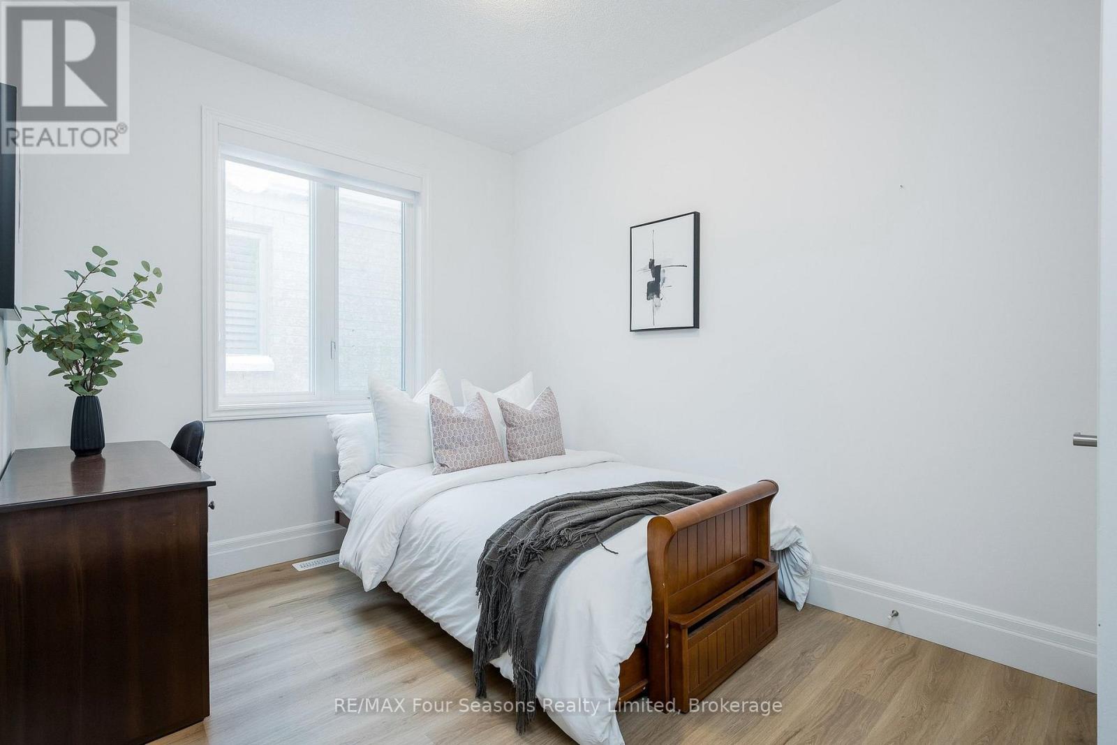 248 Duncan Street, Clearview (Stayner), Ontario  L0M 1S0 - Photo 18 - S12681266