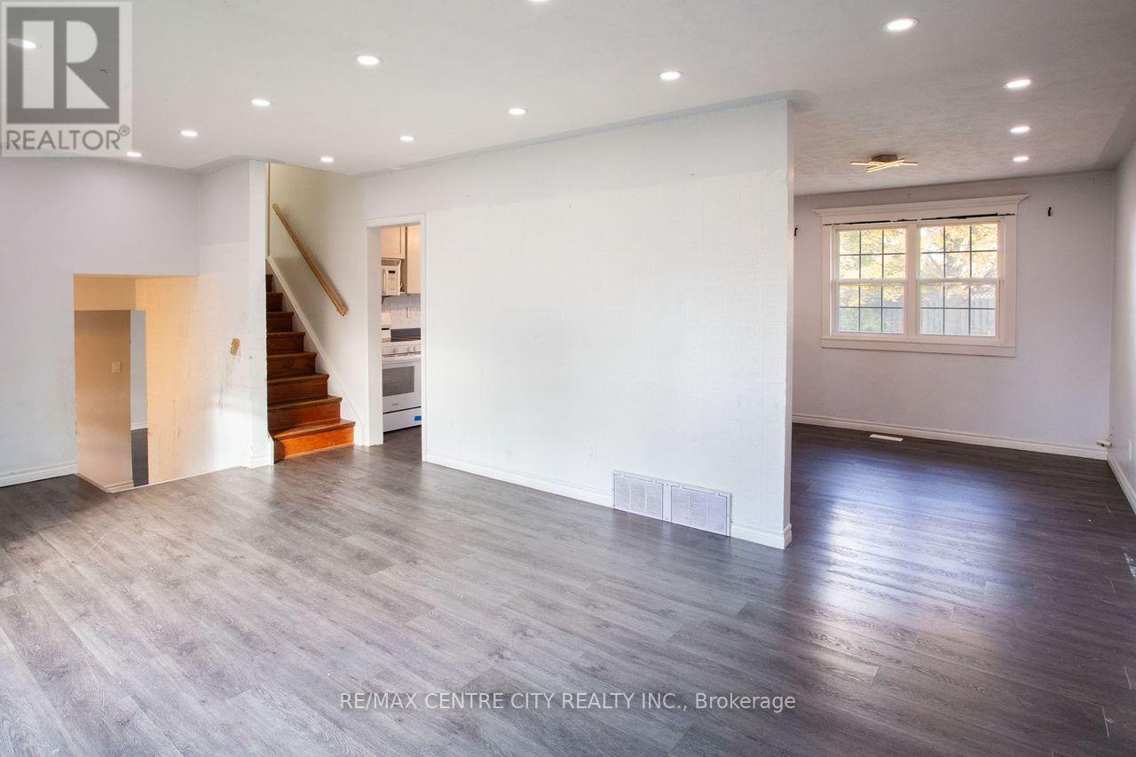 470 Three Valleys Crescent, London South, Ontario  N5Z 3E7 - Photo 14 - X12679356