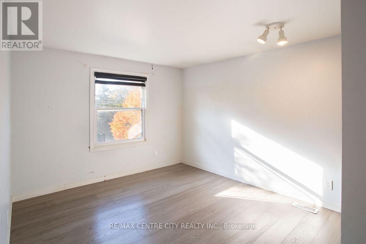 470 Three Valleys Crescent, London South, Ontario  N5Z 3E7 - Photo 24 - X12679356