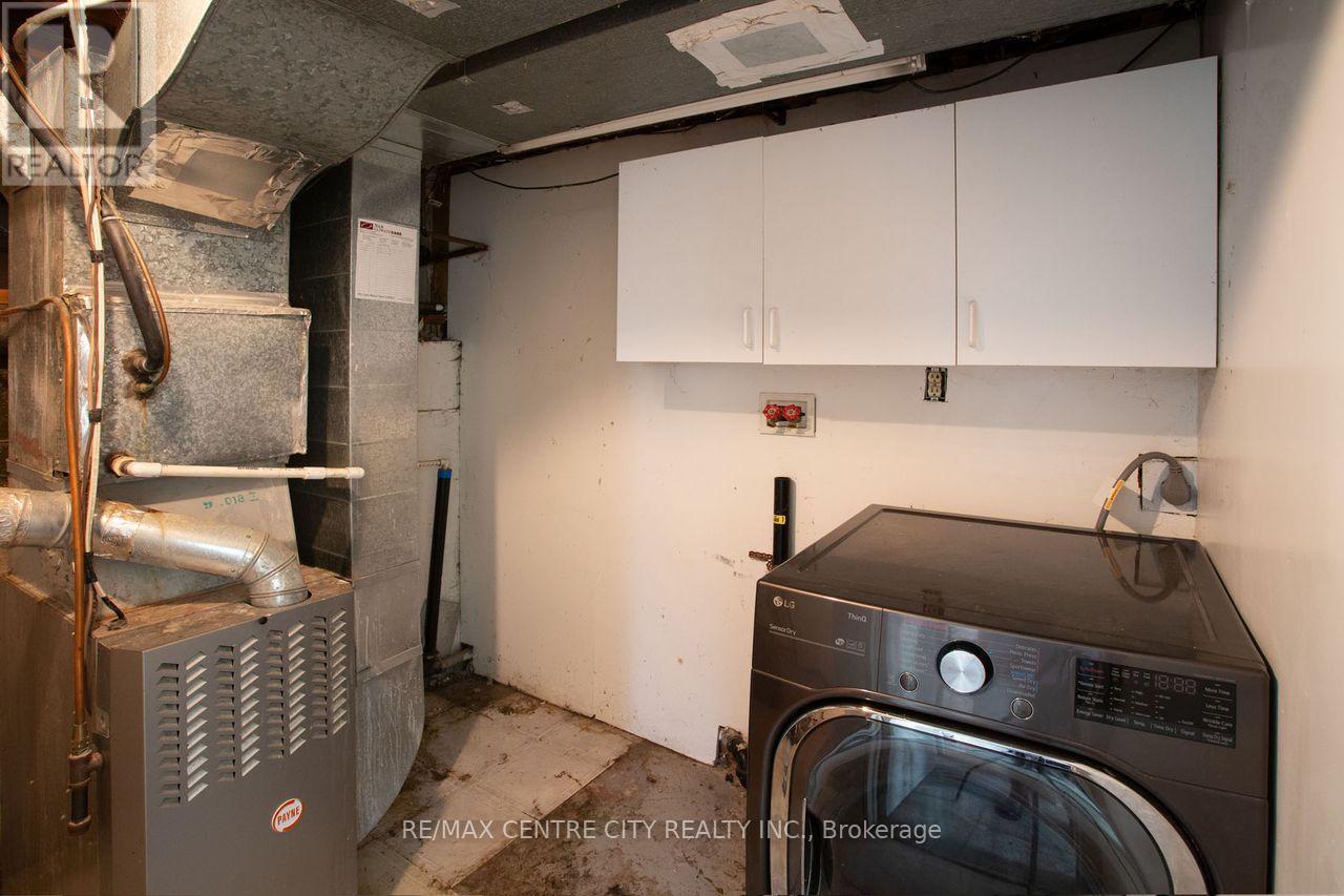 470 Three Valleys Crescent, London South, Ontario  N5Z 3E7 - Photo 42 - X12679356