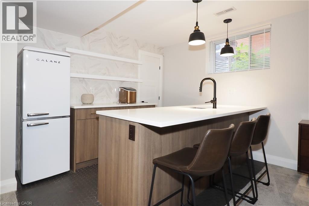 238 Eagle Street S, Cambridge, Ontario  N3H 1E4 - Photo 36 - 40797457