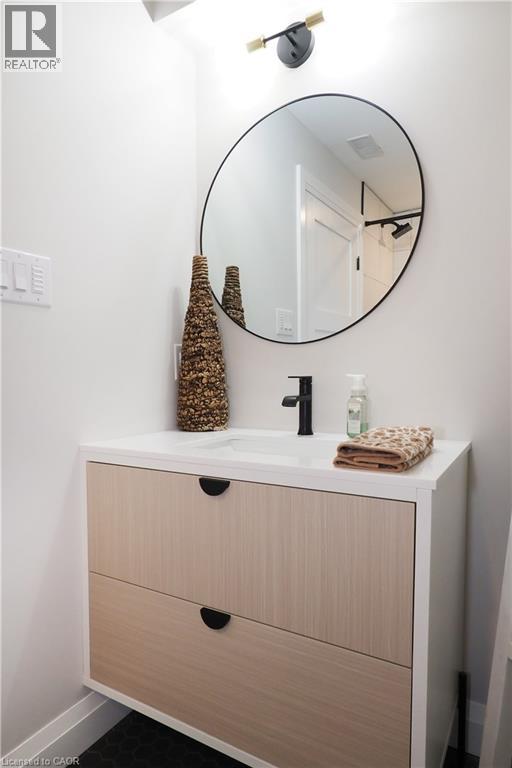 238 Eagle Street S, Cambridge, Ontario  N3H 1E4 - Photo 42 - 40797457