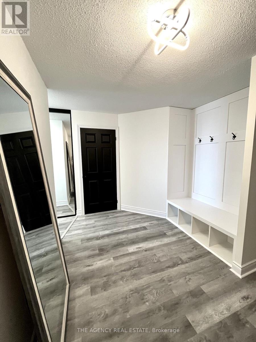 511 - 695 Richmond Street, London East, Ontario  N6A 5M8 - Photo 3 - X12681322