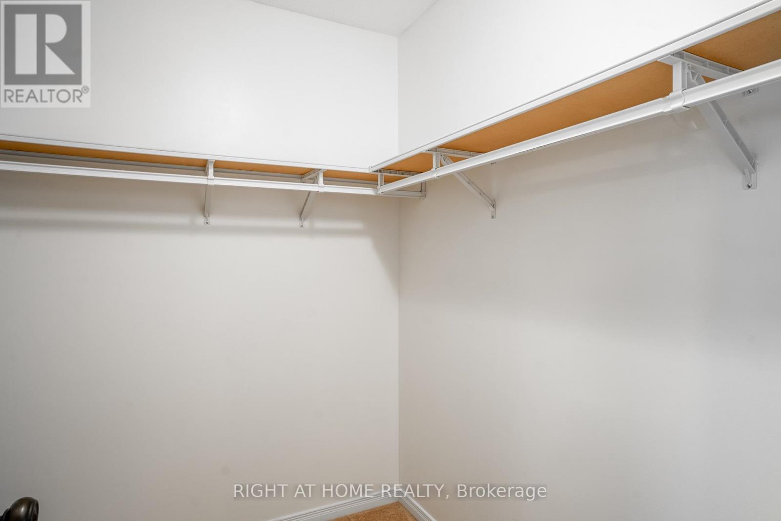 540 Barrick Hill Road, Ottawa, Ontario  K2M 0B4 - Photo 18 - X12681270