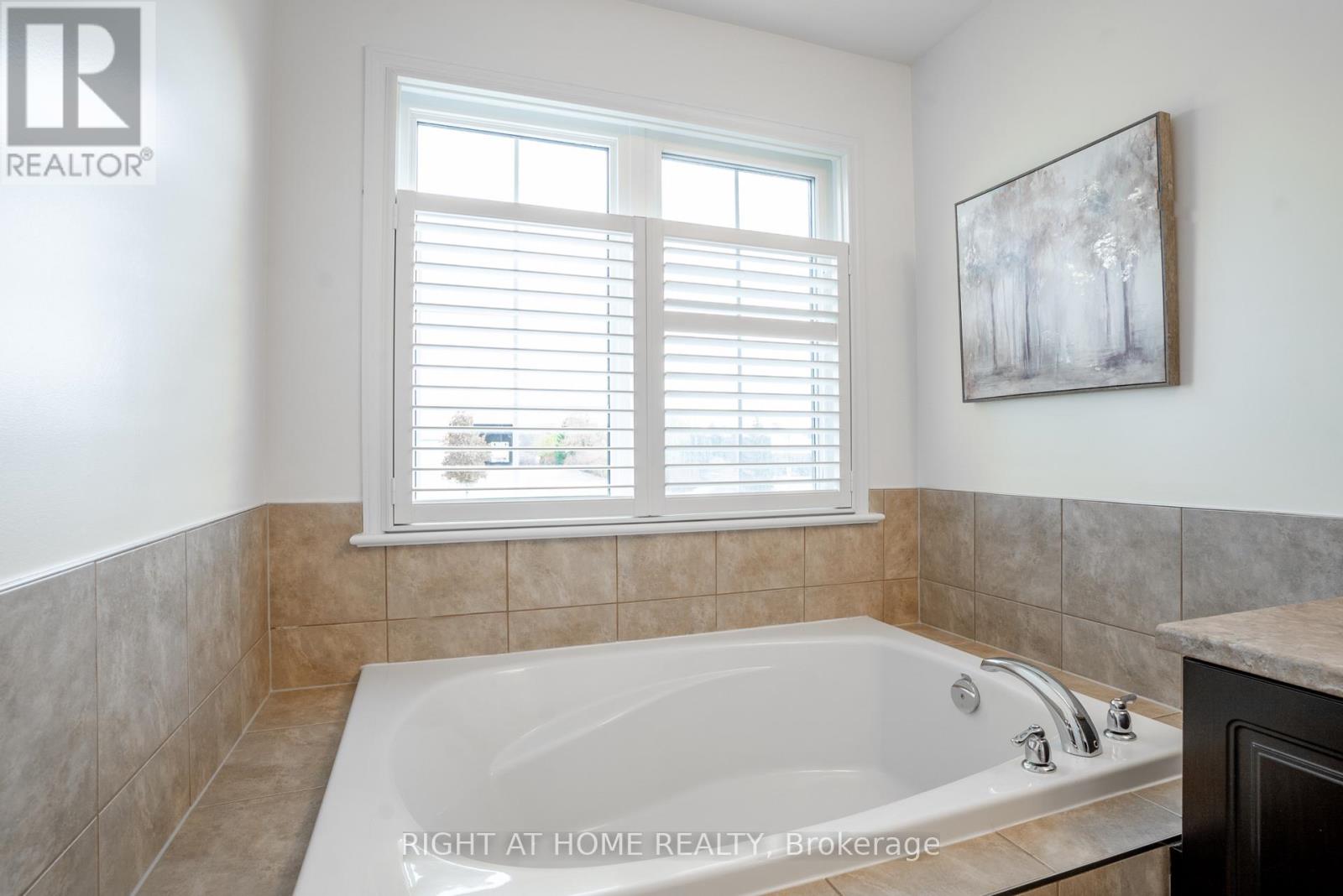 540 Barrick Hill Road, Ottawa, Ontario  K2M 0B4 - Photo 20 - X12681270