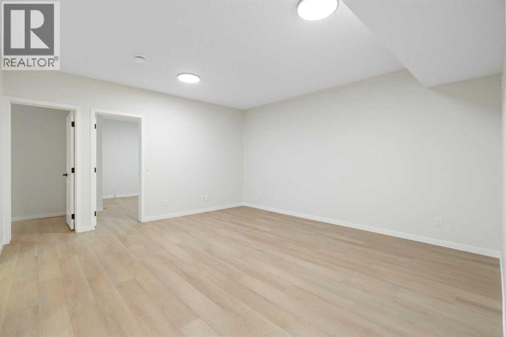 147 Marmot Grove Nw, Calgary, Alberta  T3R 2G4 - Photo 30 - A2278156