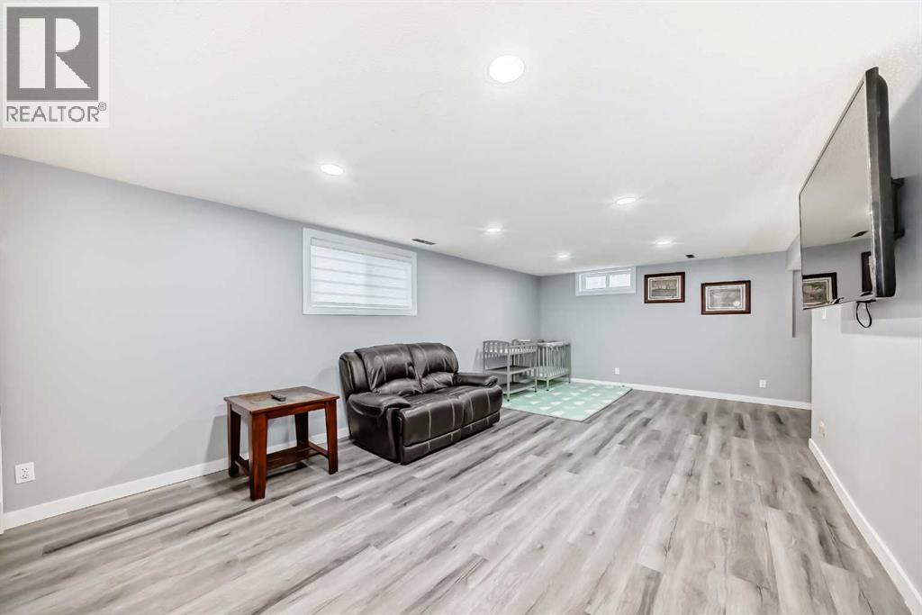 5135 48 Street Nw, Calgary, Alberta  T3A 0T2 - Photo 32 - A2278073