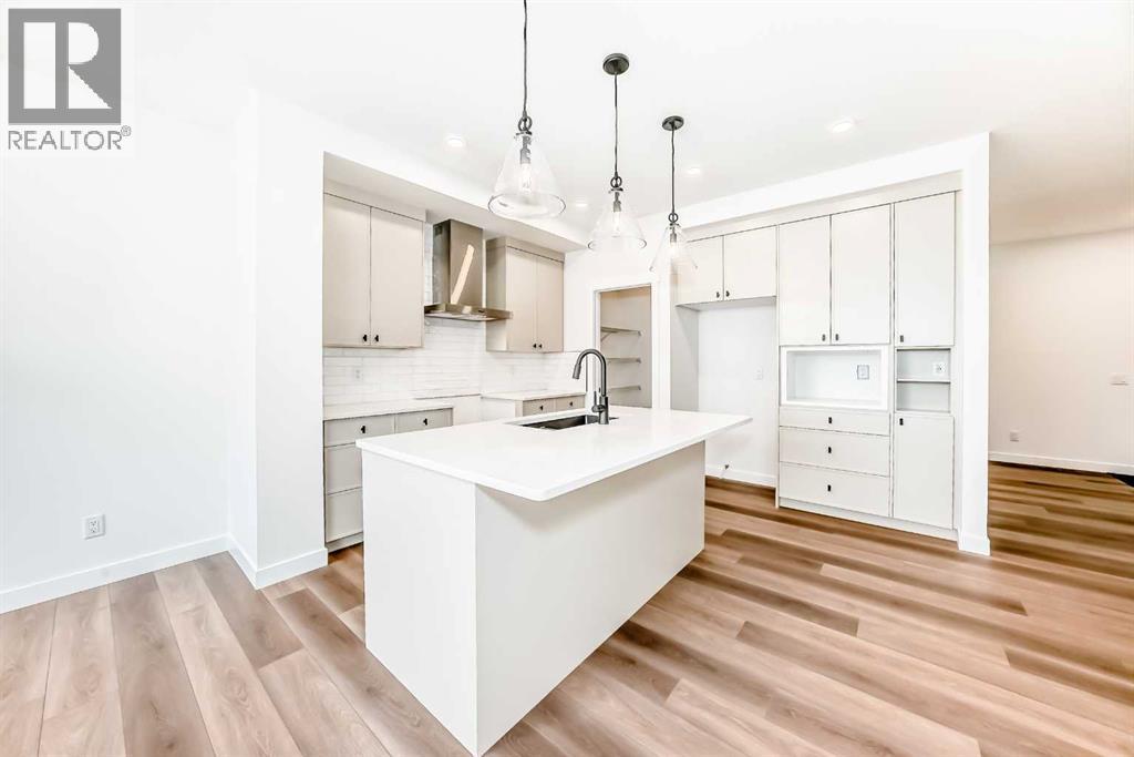 17 Appaloosa Crescent, Cochrane, Alberta  T4C 2P7 - Photo 5 - A2217546