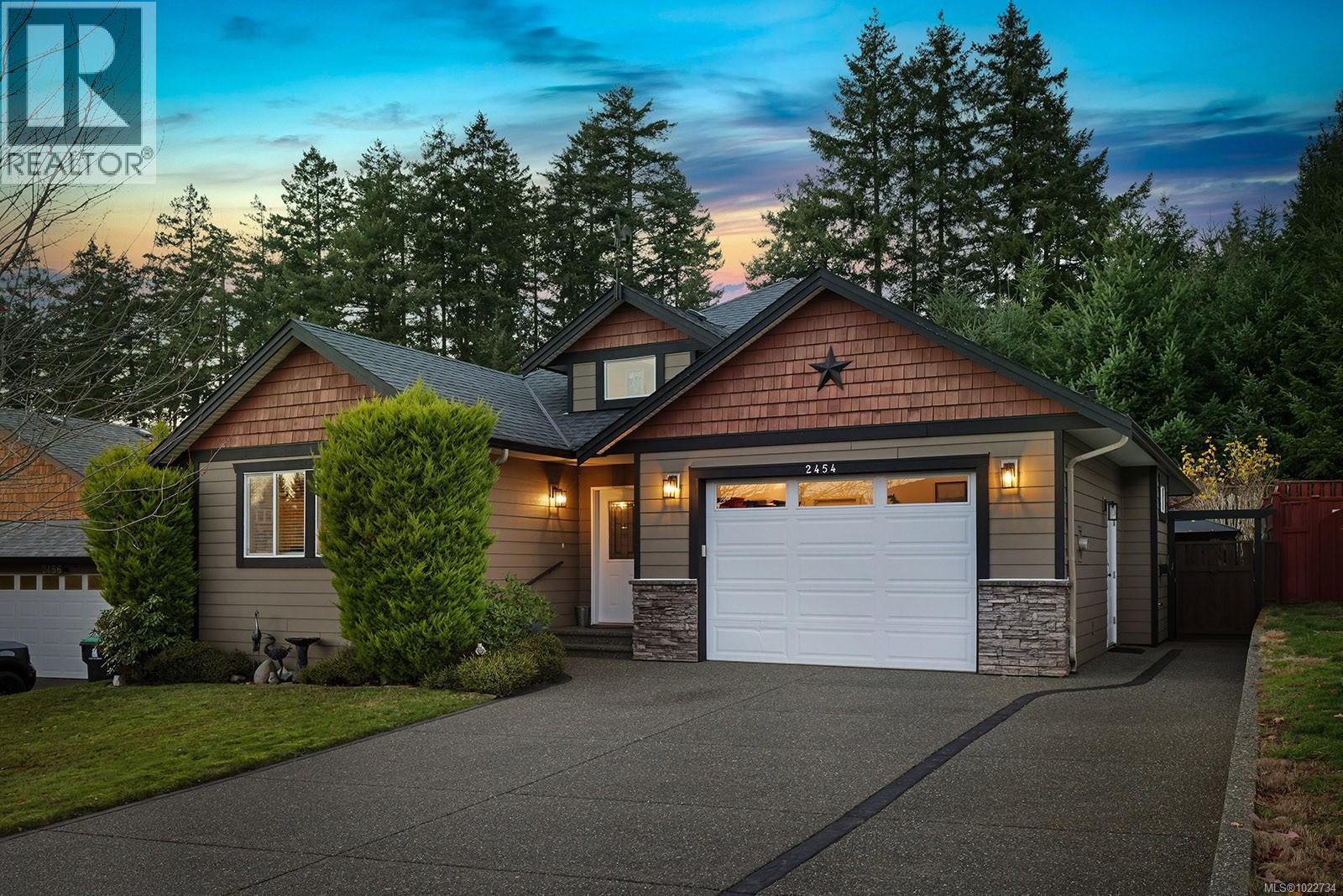 2454 Avro Arrow Dr, Comox, British Columbia