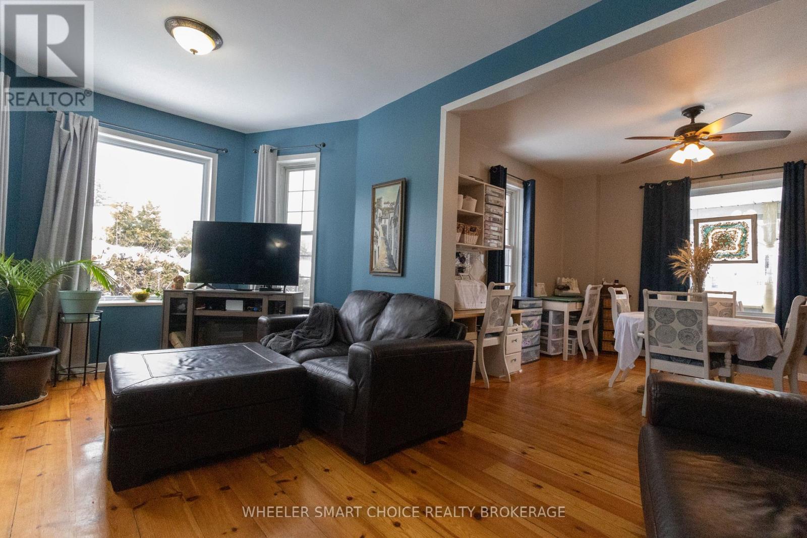 29 Pine Street, South Stormont, Ontario  K0C 1M0 - Photo 15 - X12681268