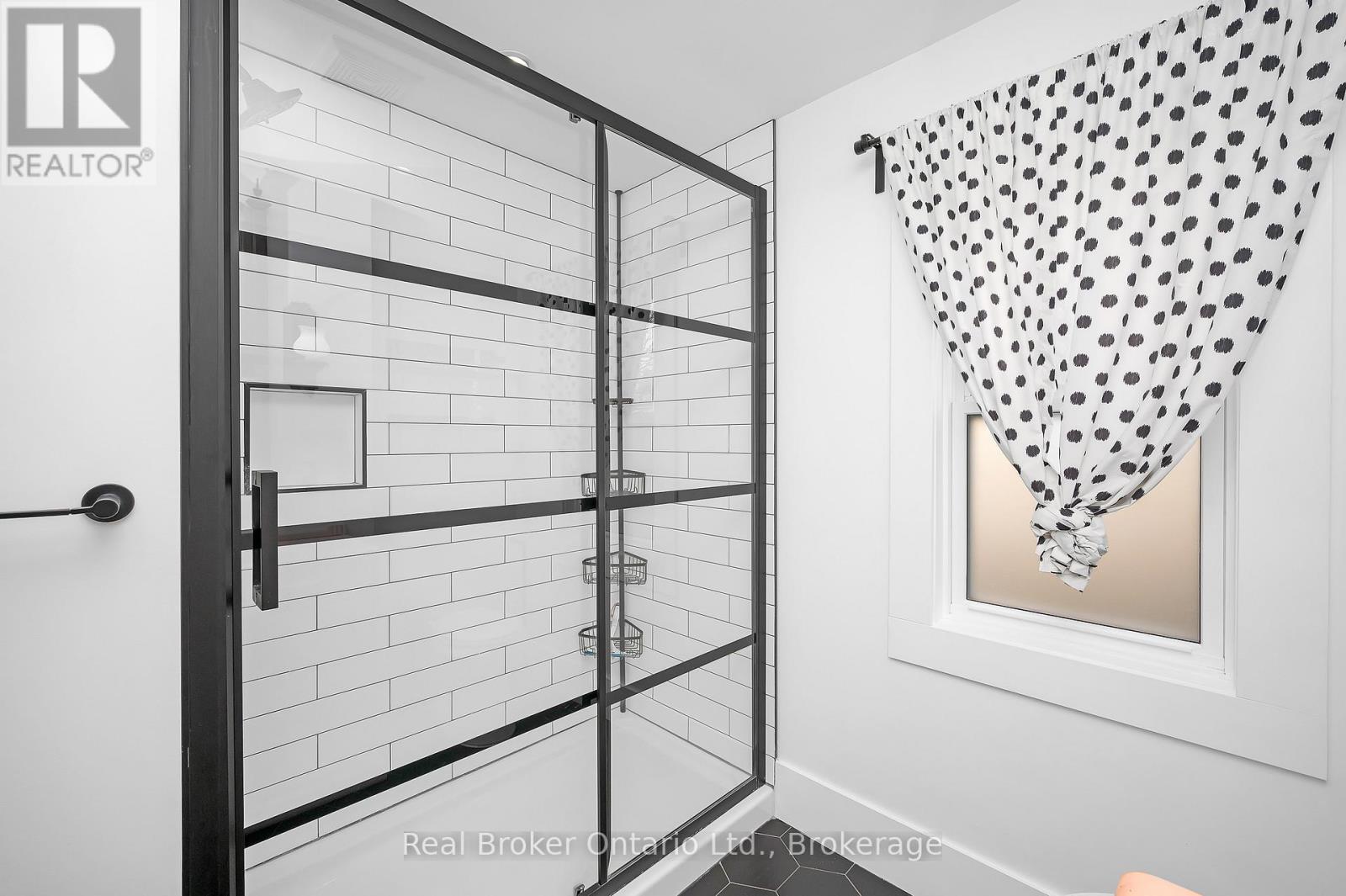 191 Gilmore Road, Fort Erie, Ontario  L2A 2M2 - Photo 21 - X12679538