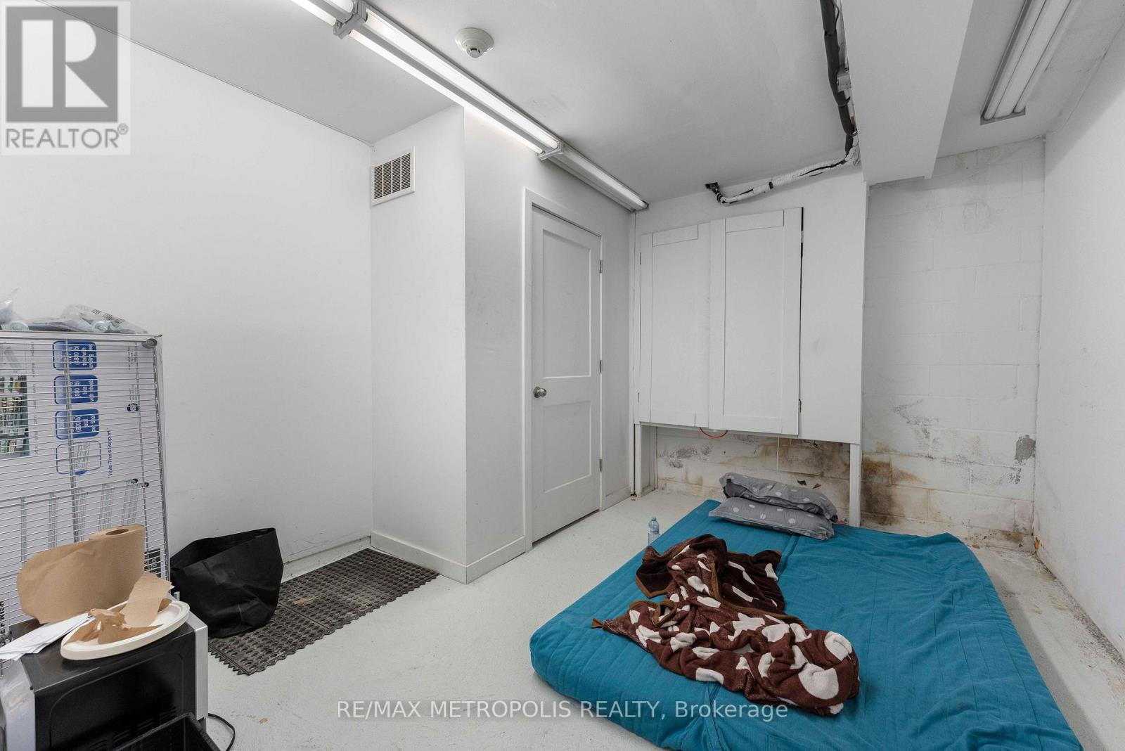 142 Avenue Road, Toronto, Ontario  M5R 2H6 - Photo 19 - C12681300