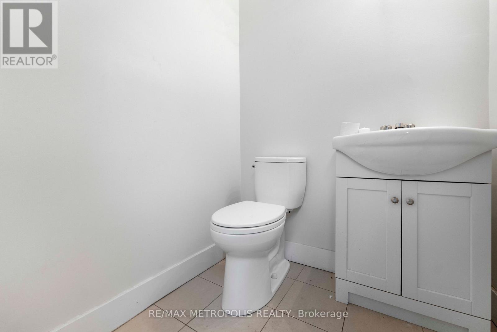 142 Avenue Road, Toronto, Ontario  M5R 2H6 - Photo 21 - C12681300