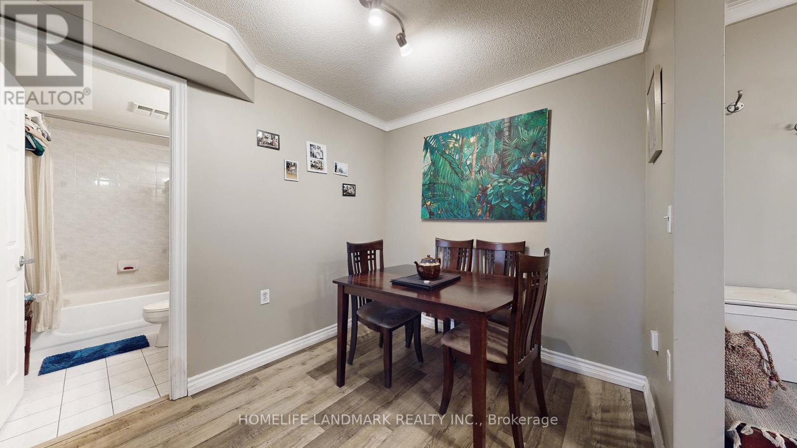 301 - 555 Wilson Heights Boulevard, Toronto, Ontario  M3H 6B5 - Photo 11 - C12681302