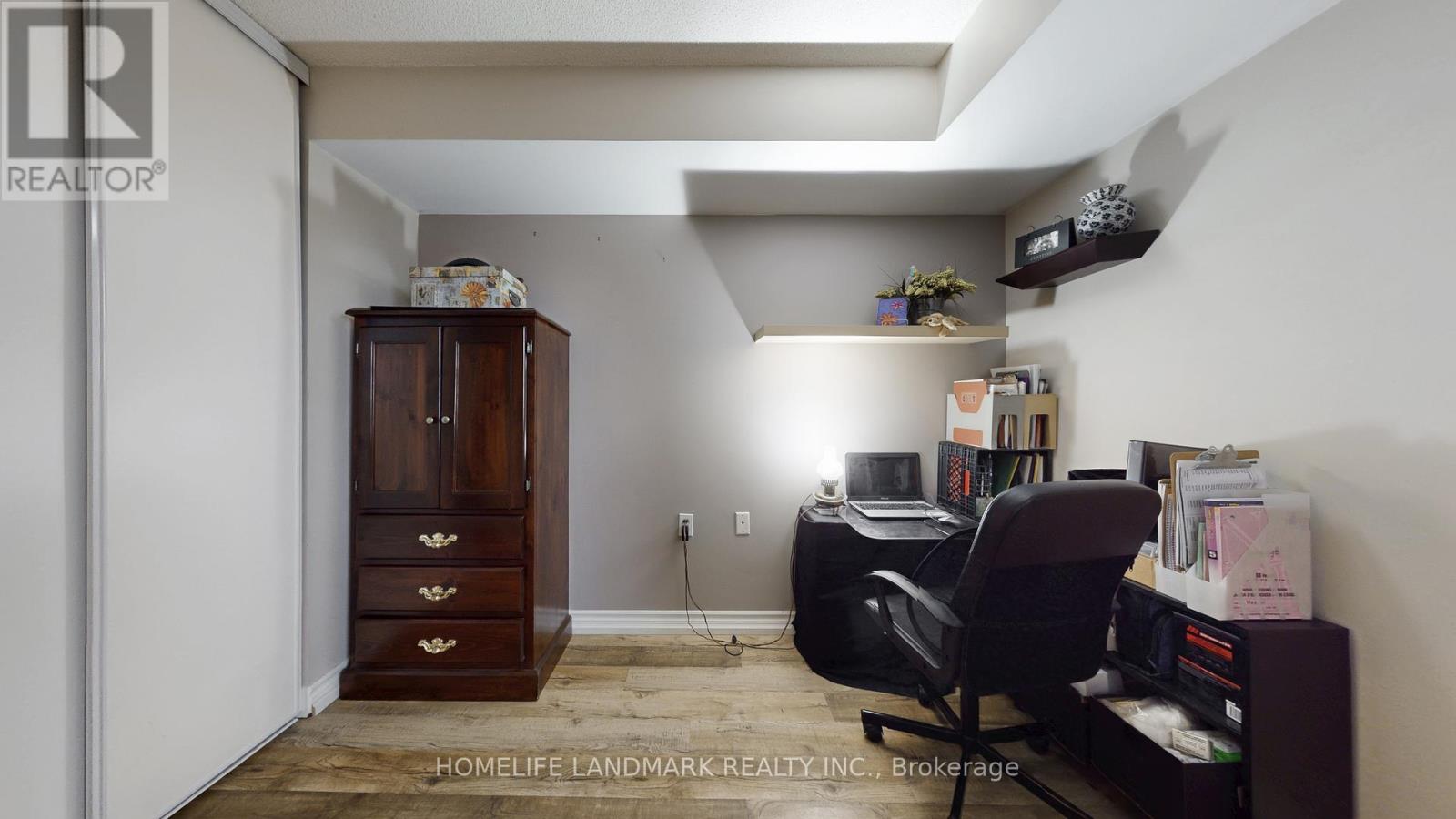 301 - 555 Wilson Heights Boulevard, Toronto, Ontario  M3H 6B5 - Photo 20 - C12681302