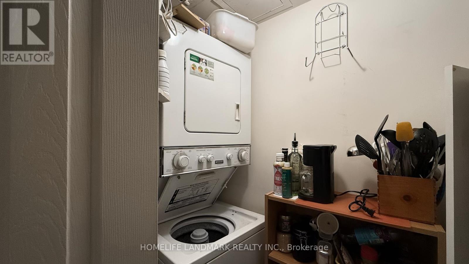 301 - 555 Wilson Heights Boulevard, Toronto, Ontario  M3H 6B5 - Photo 22 - C12681302