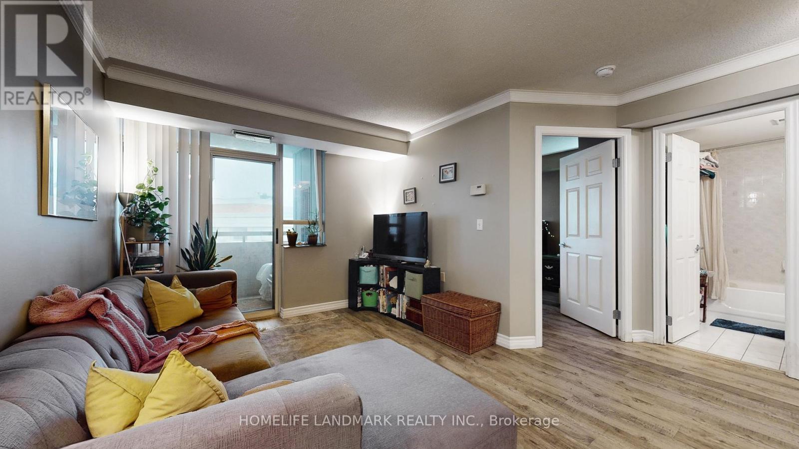 301 - 555 Wilson Heights Boulevard, Toronto, Ontario  M3H 6B5 - Photo 8 - C12681302