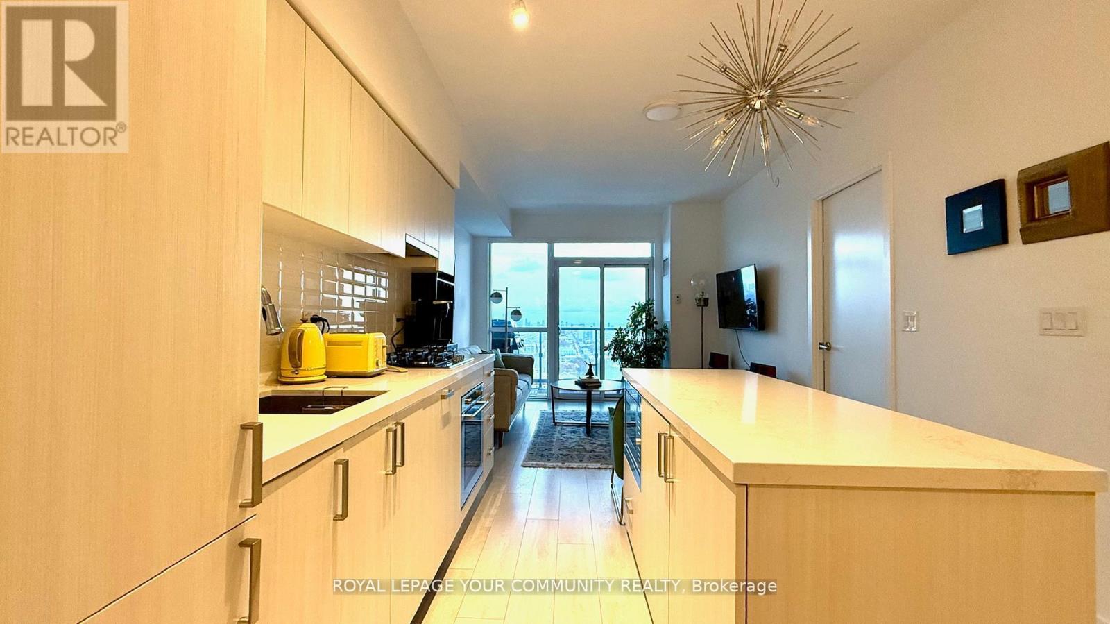 1806 - 501 St. Clair Avenue W, Toronto, Ontario  M5P 0A2 - Photo 6 - C12681314