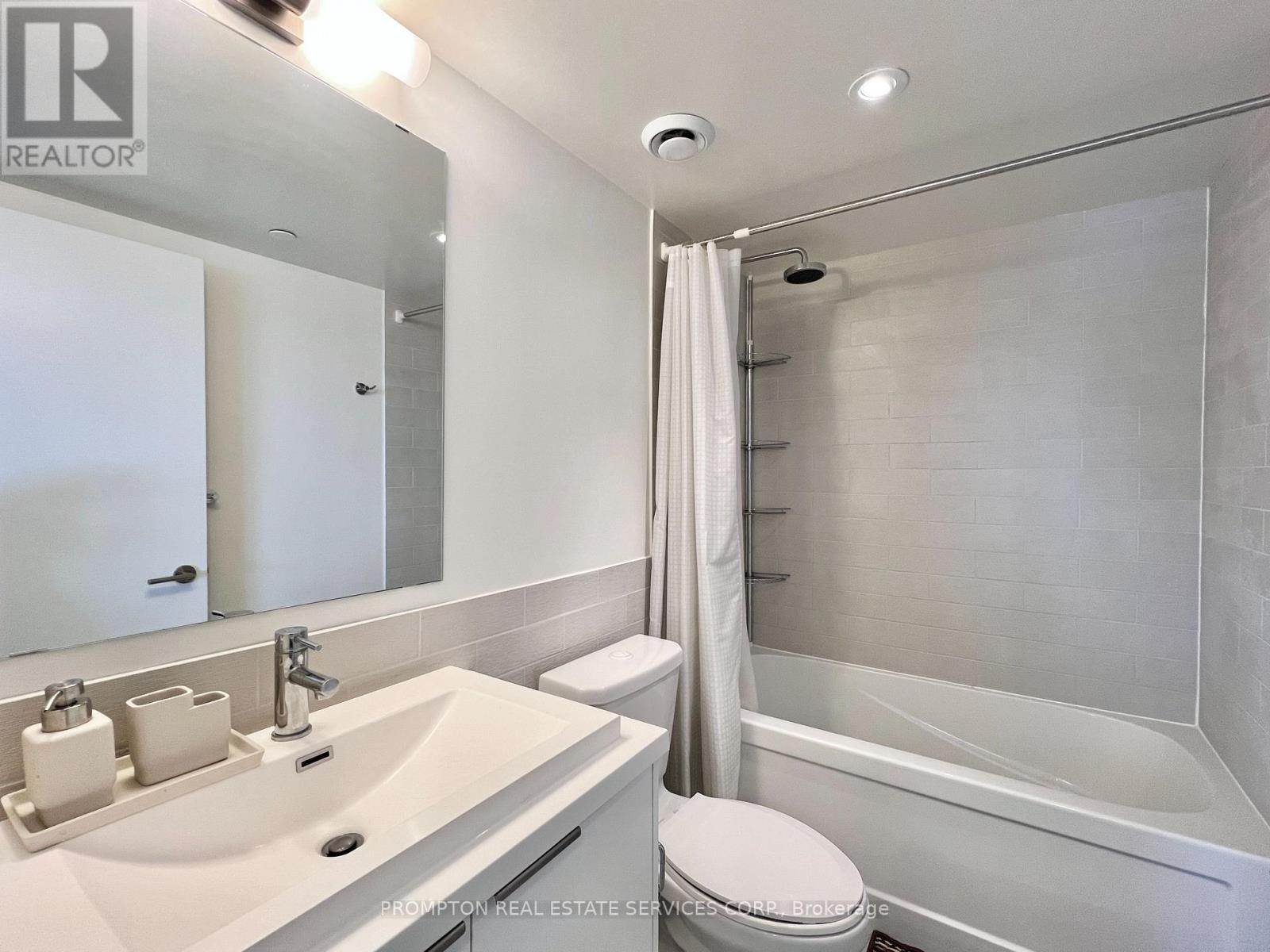 2902 - 6 Sonic Way, Toronto, Ontario  M3C 0P1 - Photo 22 - C12681324