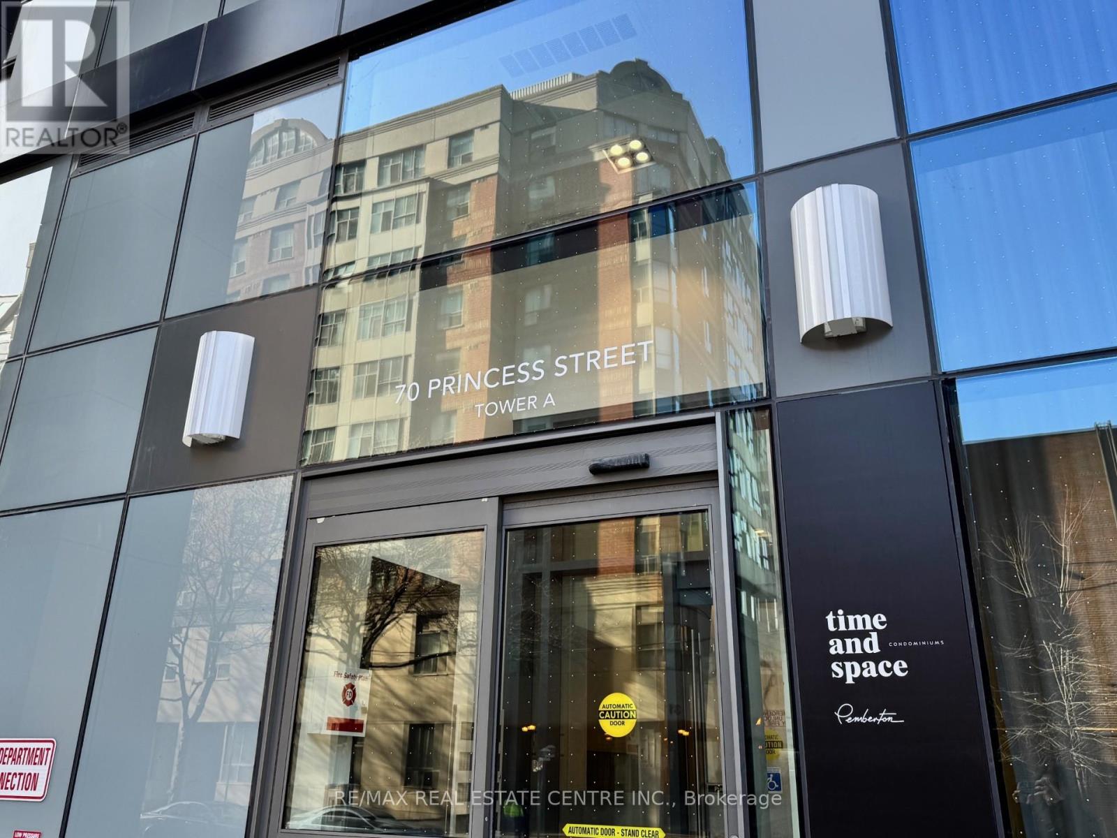 1925A - 70 PRINCESS STREET, Toronto, Ontario