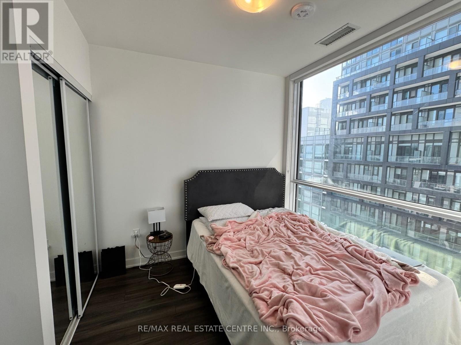 1925a - 70 Princess Street, Toronto, Ontario  M5A 0X6 - Photo 22 - C12681340