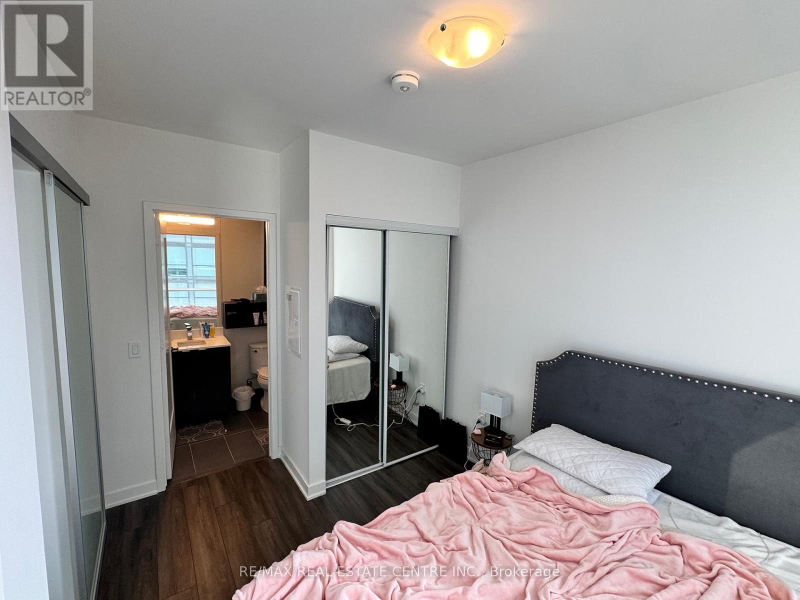 1925a - 70 Princess Street, Toronto, Ontario  M5A 0X6 - Photo 23 - C12681340