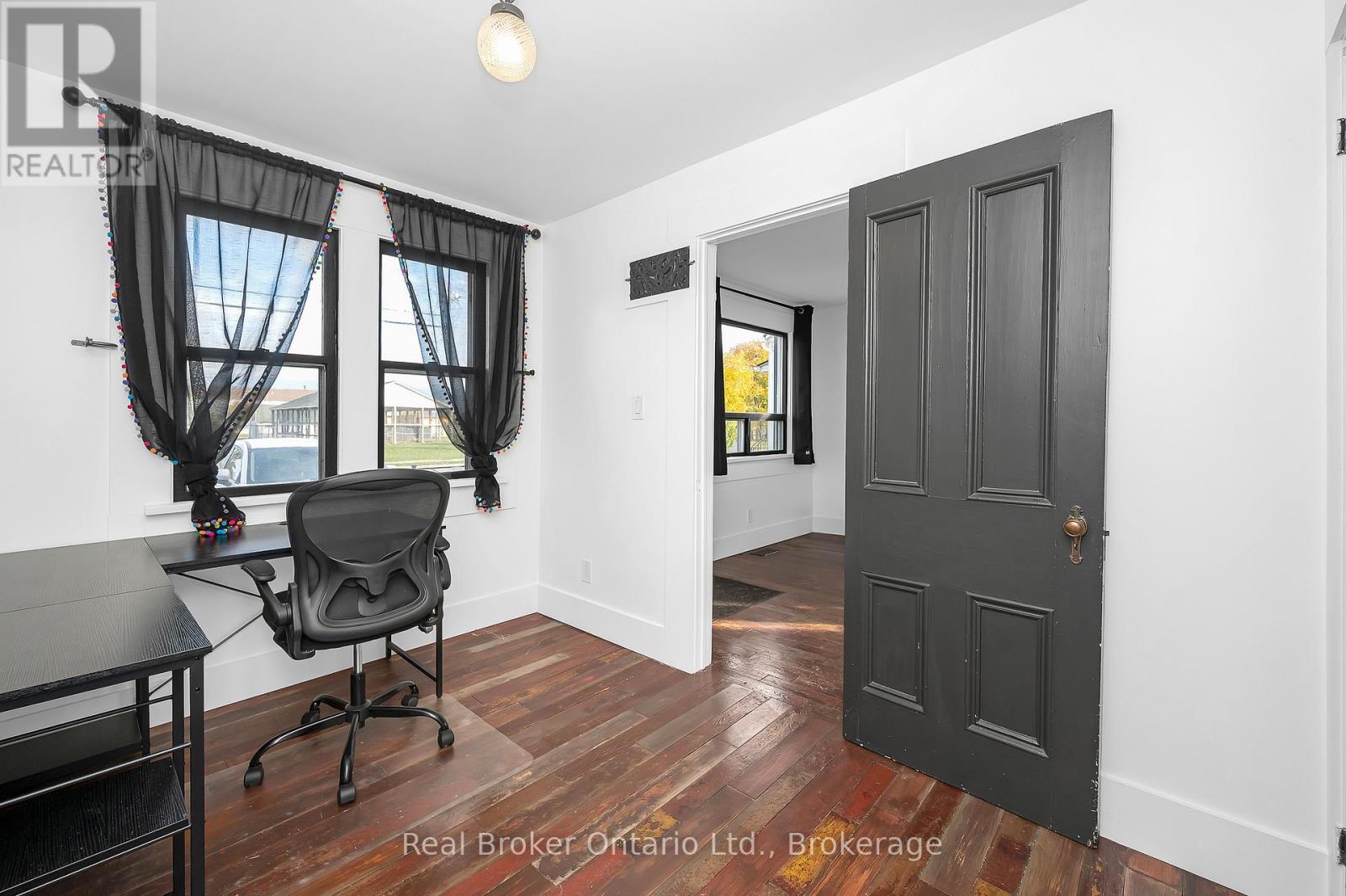 191 Gilmore Road, Fort Erie, Ontario  L2A 2M2 - Photo 9 - X12679538