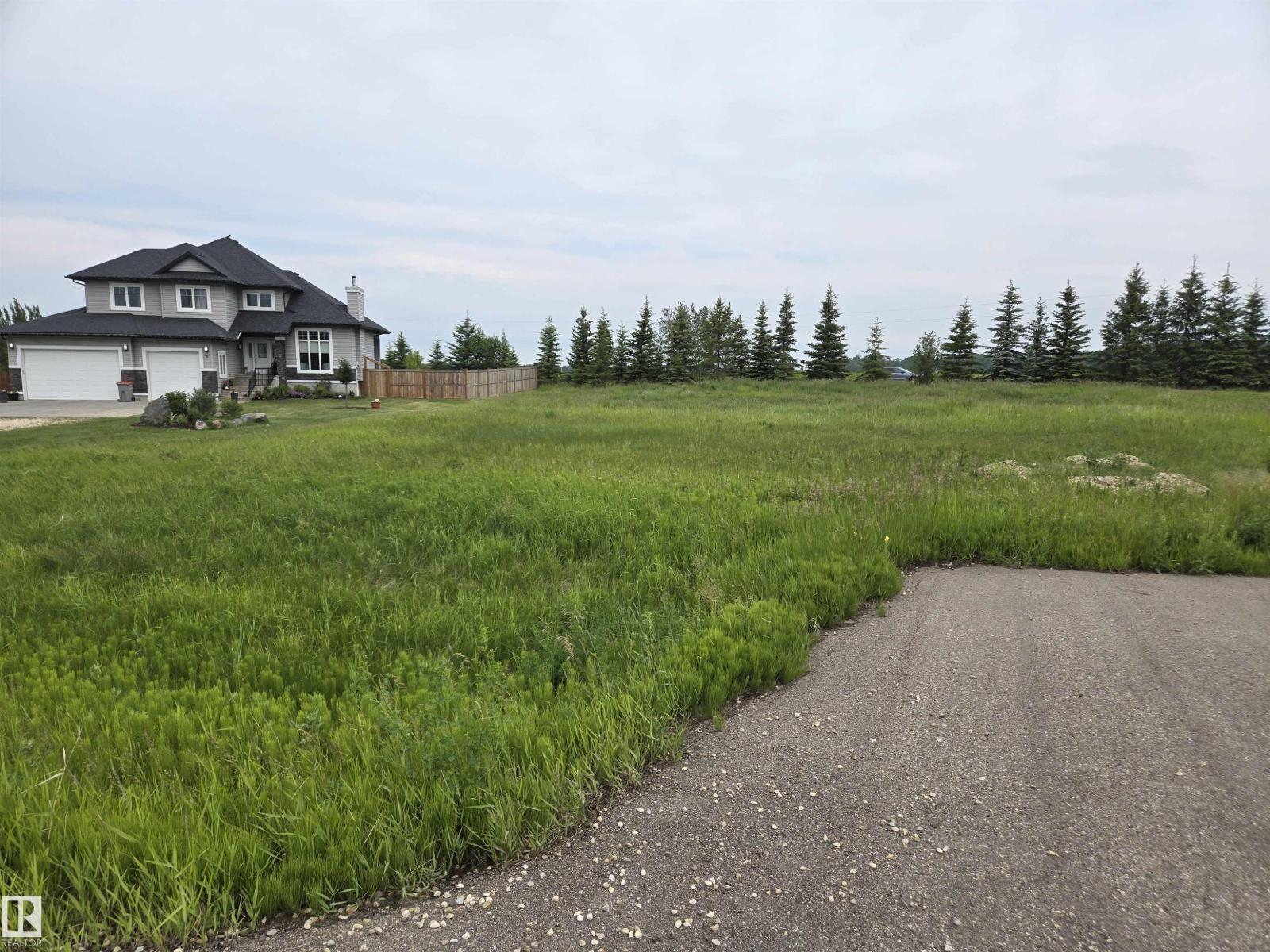 20 Falcon Drive, New Sarepta, Alberta  T0B 3M0 - Photo 1 - E4469559
