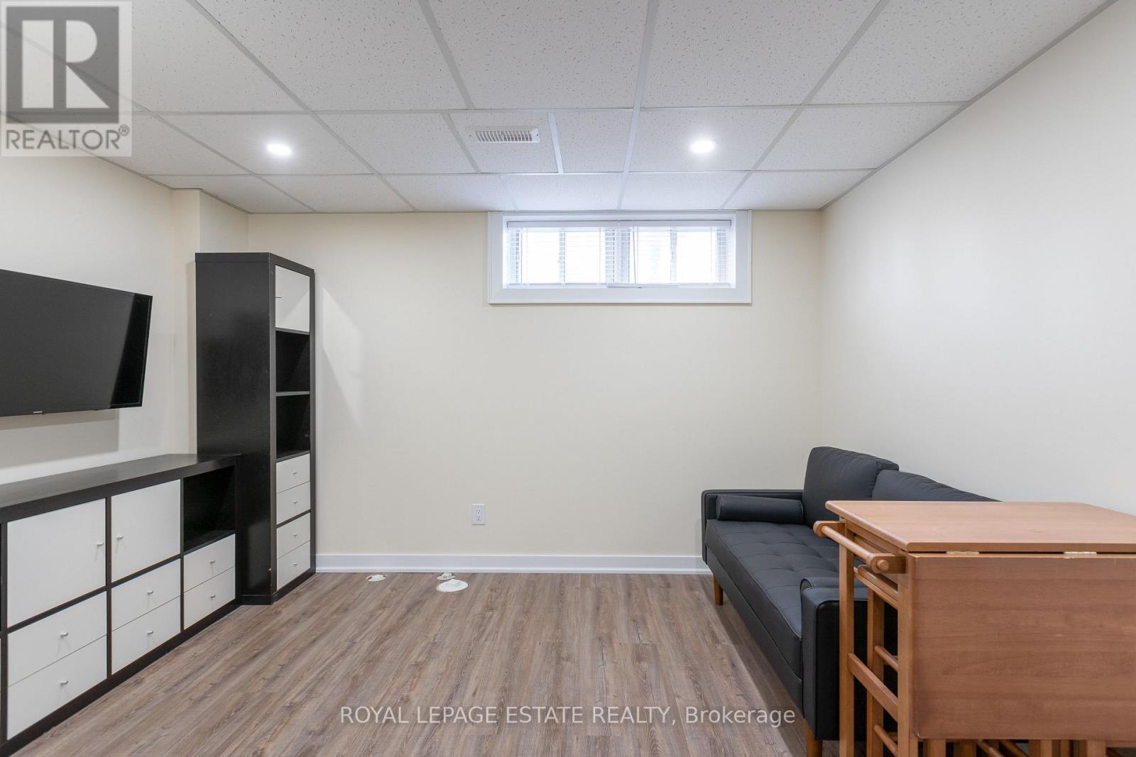 5 Barlow Road, Toronto, Ontario  M1G 2B3 - Photo 7 - E12681328