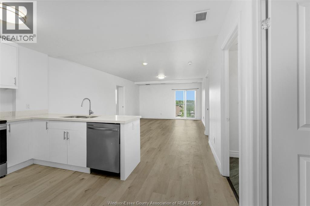 1611 Banwell Unit# 614, Windsor, Ontario  N8P 0G5 - Photo 4 - 26000561