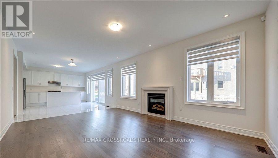 132 Ben Sinclair Avenue, East Gwillimbury (Queensville), Ontario  L4N 0Z2 - Photo 17 - N12681348