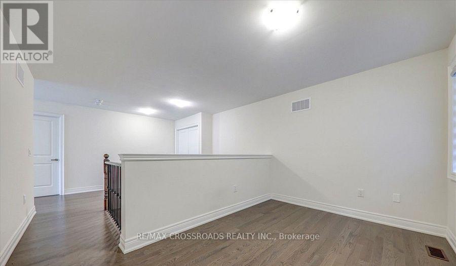 132 Ben Sinclair Avenue, East Gwillimbury (Queensville), Ontario  L4N 0Z2 - Photo 22 - N12681348