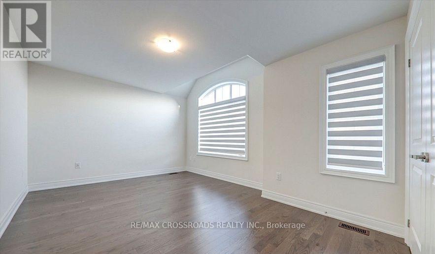 132 Ben Sinclair Avenue, East Gwillimbury (Queensville), Ontario  L4N 0Z2 - Photo 33 - N12681348