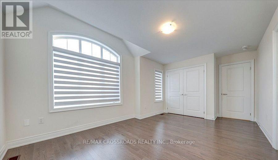 132 Ben Sinclair Avenue, East Gwillimbury (Queensville), Ontario  L4N 0Z2 - Photo 34 - N12681348