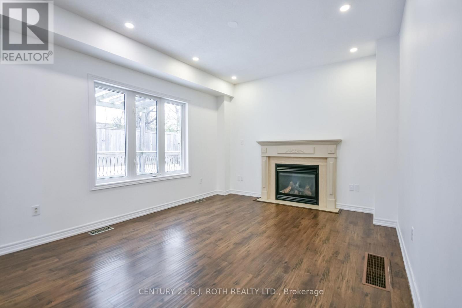 113 Livia Herman Way, Barrie (East Bayfield), Ontario  L4M 7K5 - Photo 12 - S12681296