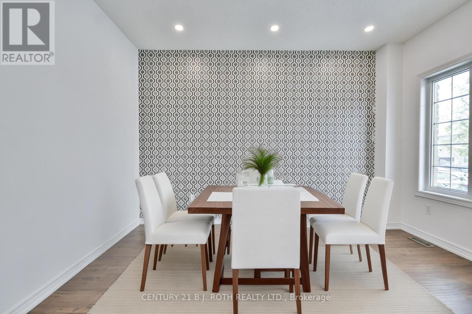 113 Livia Herman Way, Barrie (East Bayfield), Ontario  L4M 7K5 - Photo 5 - S12681296