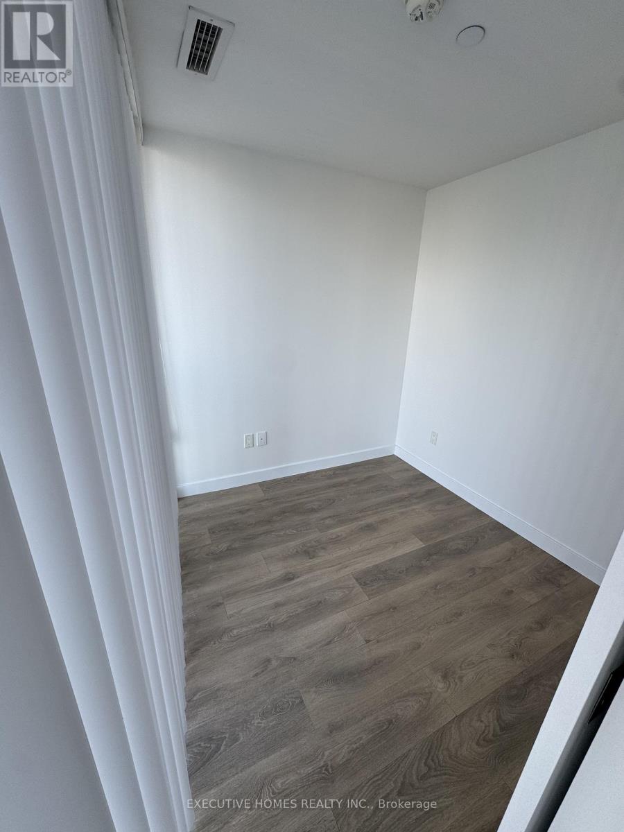 1208 - 215 Queen Street W, Toronto, Ontario  M5V 0P5 - Photo 10 - C12610280