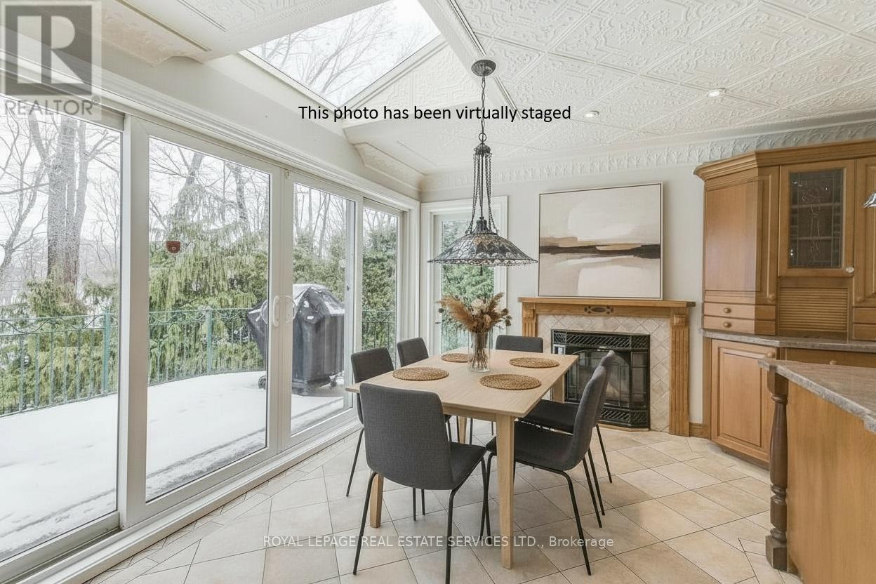 4261 Bridlepath Trail, Mississauga, Ontario  L5L 3K3 - Photo 12 - W12676808