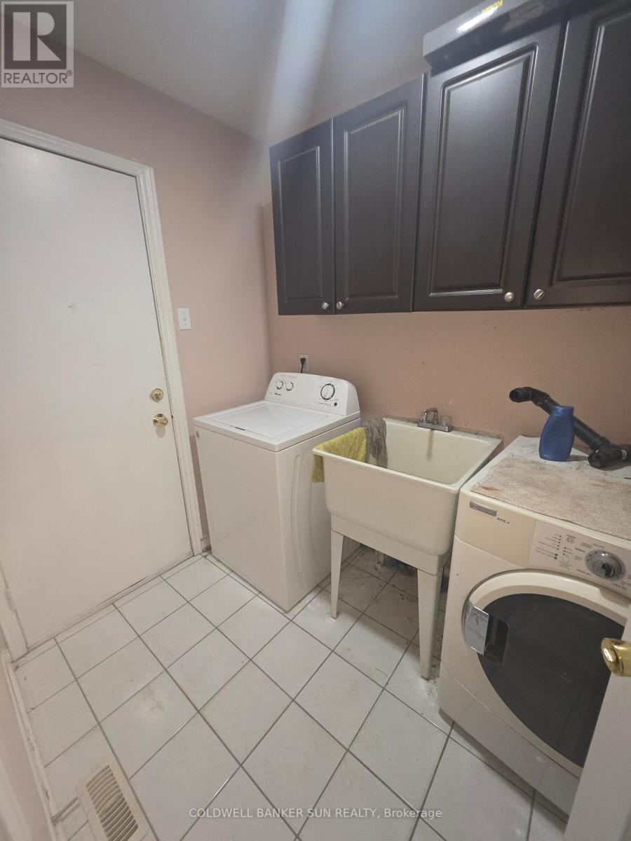 81 Peace Valley Crescent, Brampton (Sandringham-Wellington), Ontario  L6R 1G4 - Photo 6 - W12681294