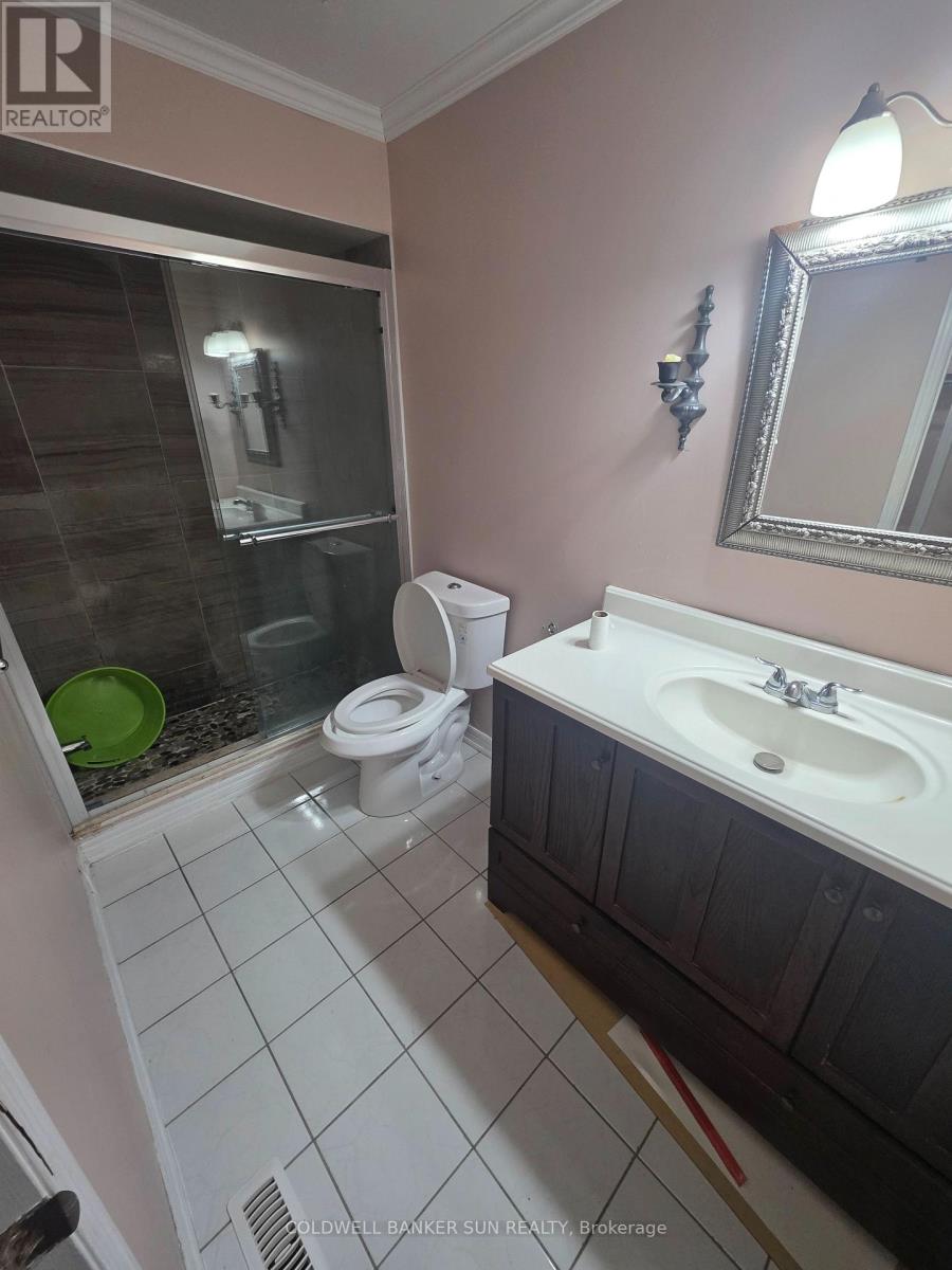 81 Peace Valley Crescent, Brampton (Sandringham-Wellington), Ontario  L6R 1G4 - Photo 9 - W12681294