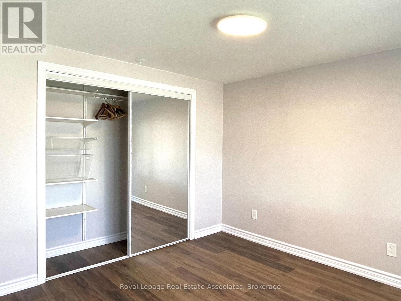 2081b Snow Crescent, Mississauga, Ontario  L4Y 1T4 - Photo 13 - W12681336