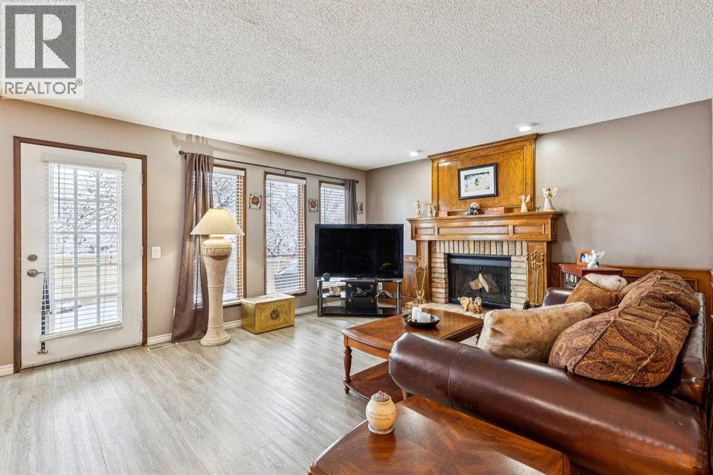 16 Bedwood Rise Ne, Calgary, Alberta  T2K 2T6 - Photo 8 - A2277584