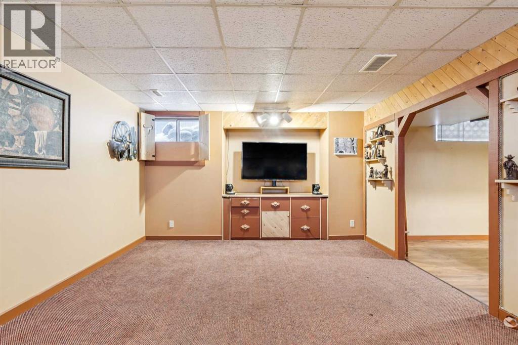 16 Bedwood Rise Ne, Calgary, Alberta  T2K 2T6 - Photo 30 - A2277584